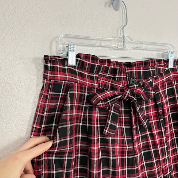 Almost Famous High Waisted Red Black Plaid Paperbag Pants 90’s Style Womens XL - Picture 3 of 9